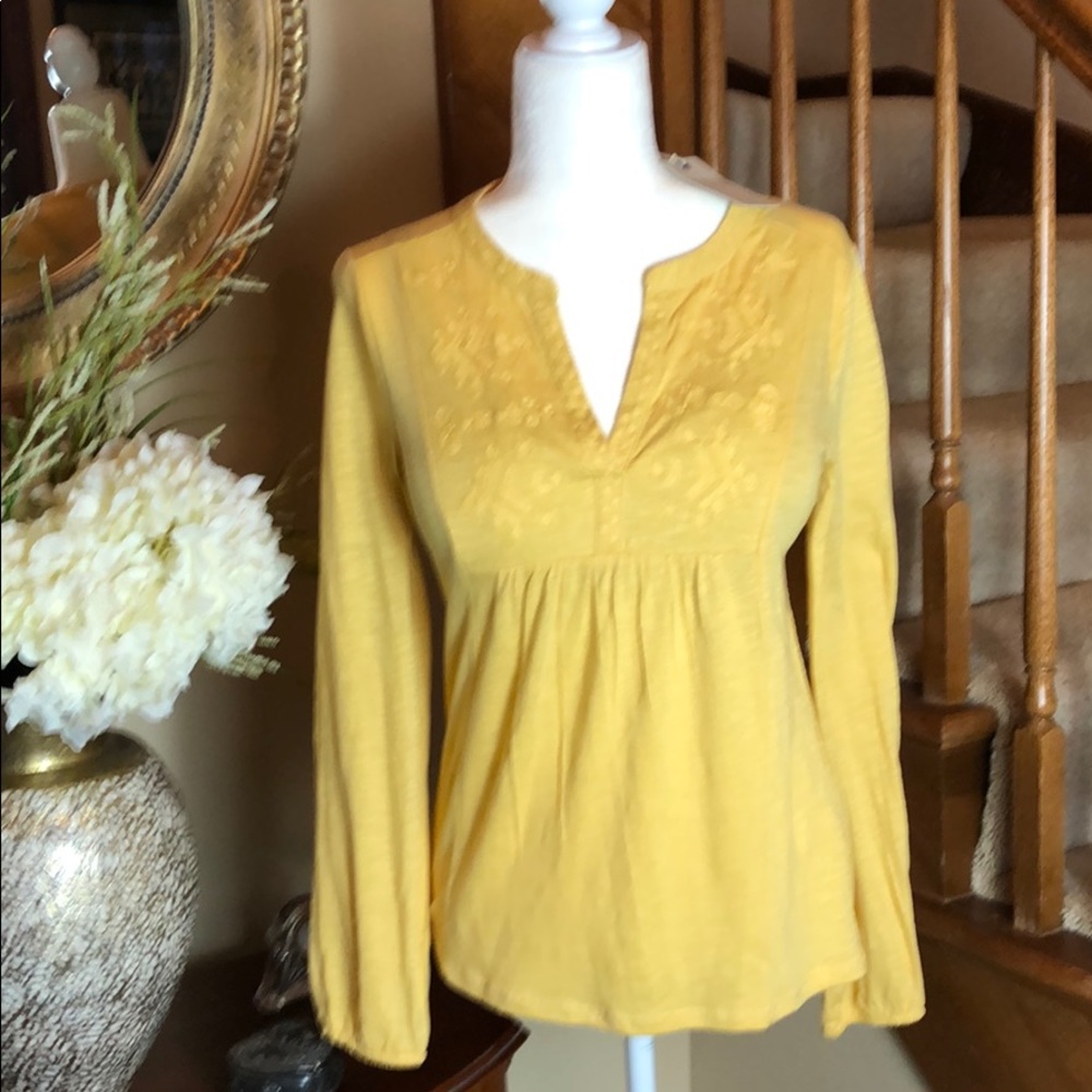 NWT Lucky brand mustard yellow size small top